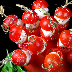 Espetada de tomate cherry com queijo